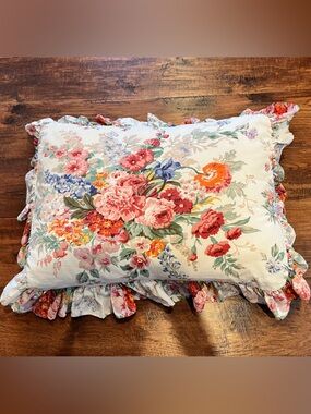 RALPH LAUREN KING “MELISSA” RUFFLED  PILLOW SHAM